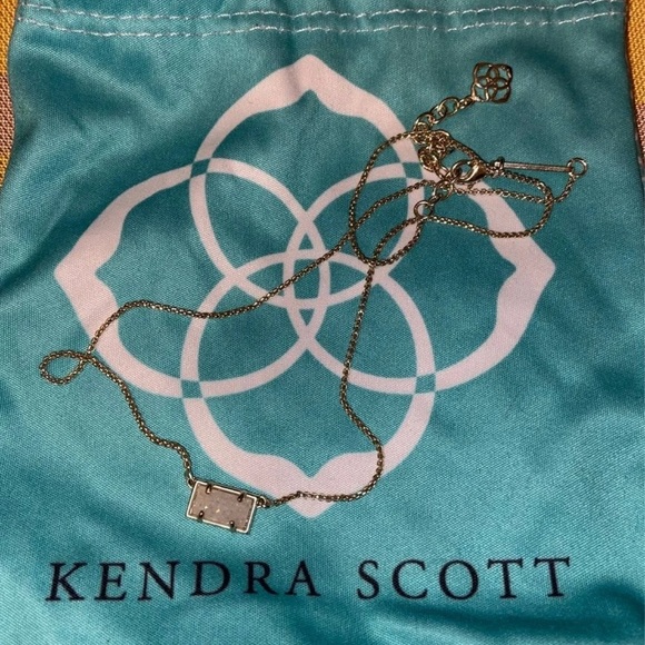 Kendra Scott Jewelry - NWOT: Pattie Pendant Necklace